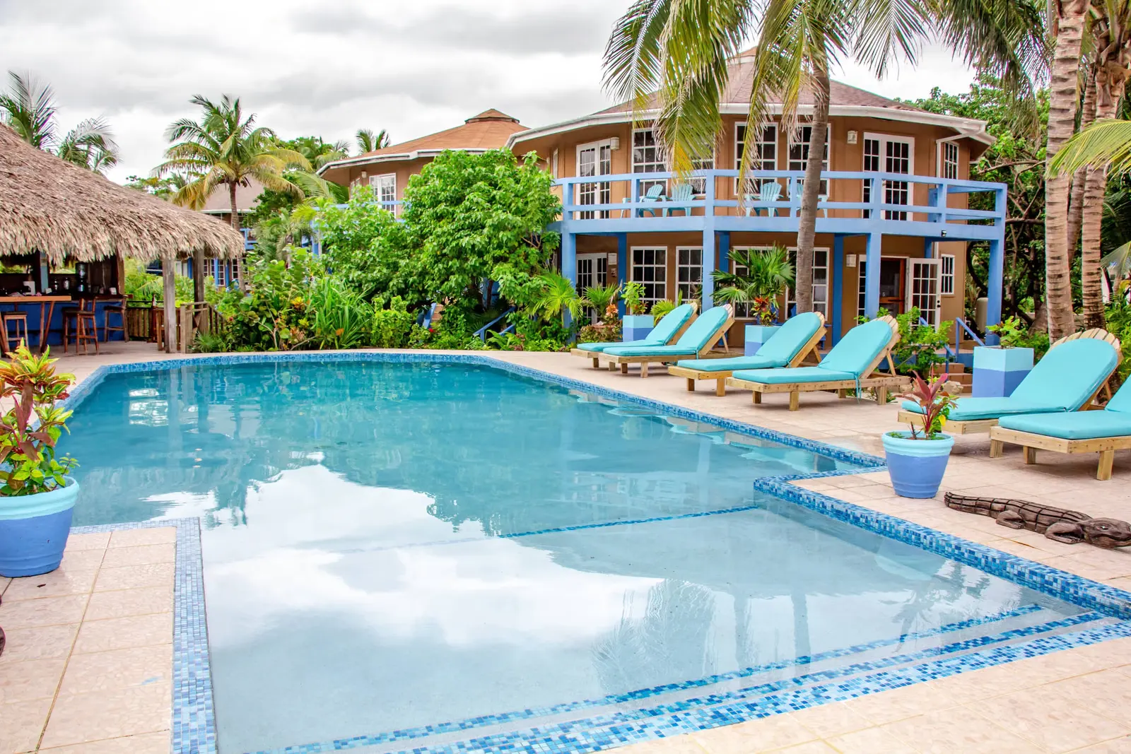 White Sands Cove Resort